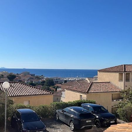 Studio Vue Mer Avec Piscine Et Terrain De Tennis Sausset-les-Pins Dış mekan fotoğraf