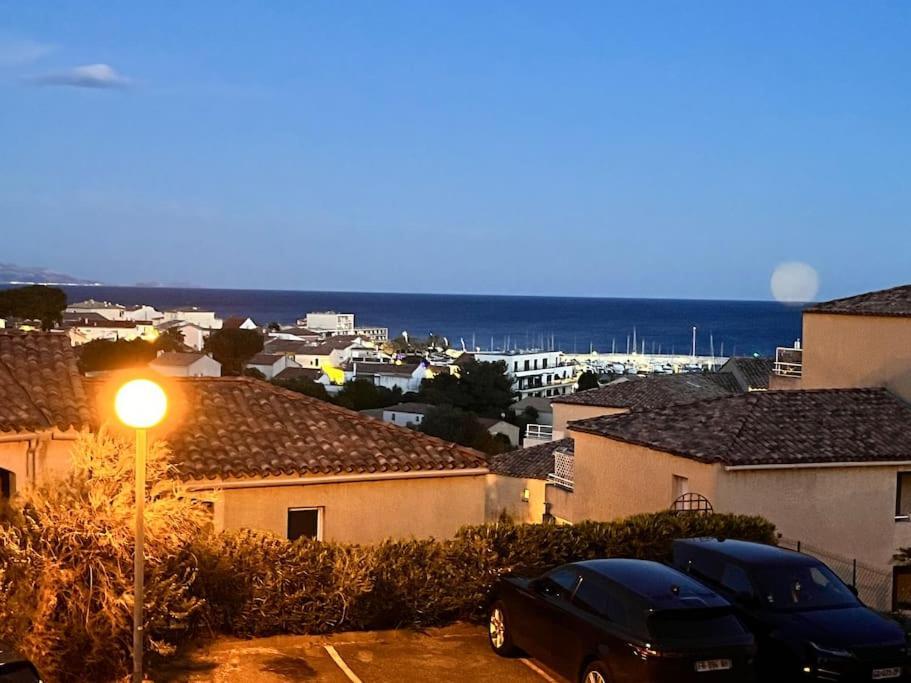 Studio Vue Mer Avec Piscine Et Terrain De Tennis Sausset-les-Pins Dış mekan fotoğraf